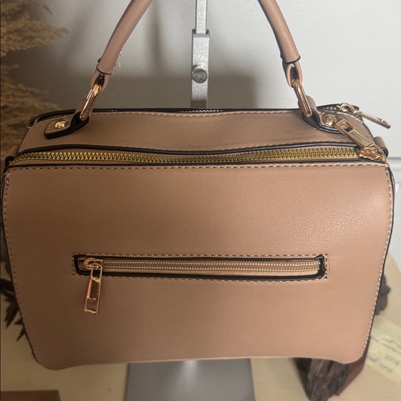 Elegant Tan Women\'s Bag